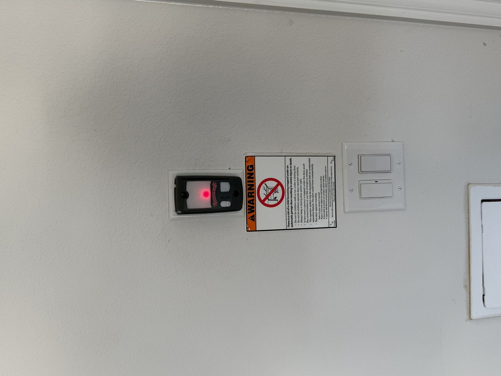 Wall control and keypad — Irving, TX - Fast Mobile Garage Doors
