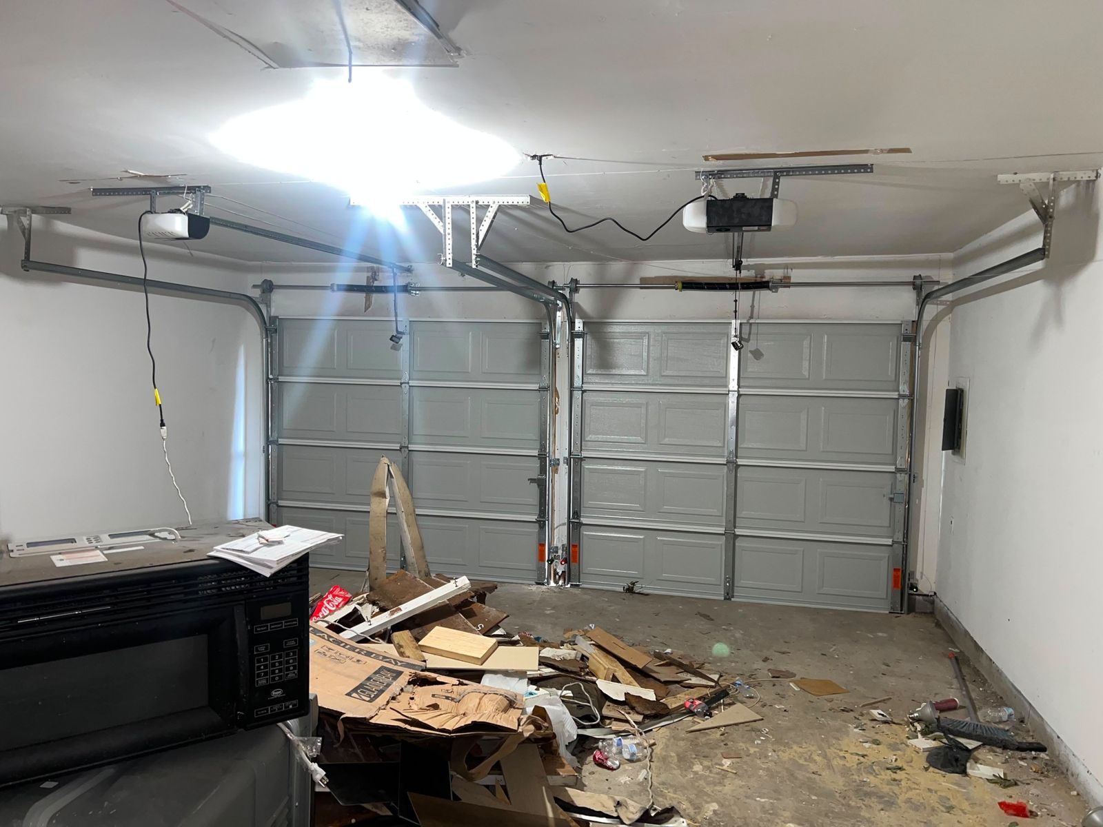 New construction garage door — DFW - Fast Mobile Garage Doors